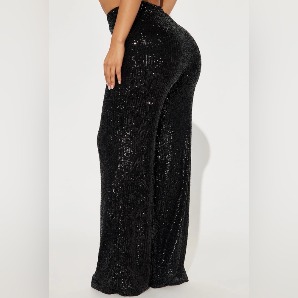 •After Glow• Sequin Black Elastic Waist Flare Pant - Picture 2 of 4